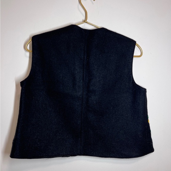 Vintage 1950’s Black Wool Felt Floral Hungarian Matyo Art Vest size 40 - Picture 7 of 13